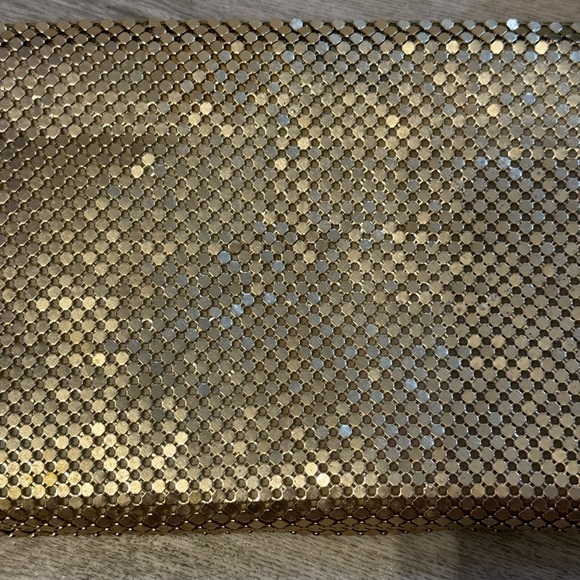 Vintage Whiting & Davis Gold Tone Metal Mesh Large Zippered Clutch / Handbag - Picture 8 of 16